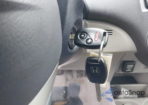 2010 Honda Insight Ex from USA, damaged, VIN JHMZE2H71AS030490